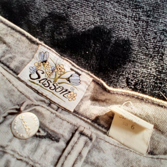 Vintage Sasson Brand Acid Wash High Rise Denim Shorts - Picture 5 of 5